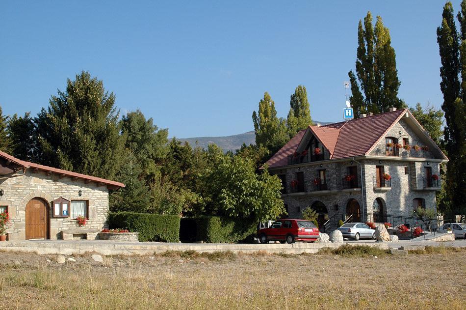 Hotel Restaurante Santa Elena Сабиньяниго Экстерьер фото